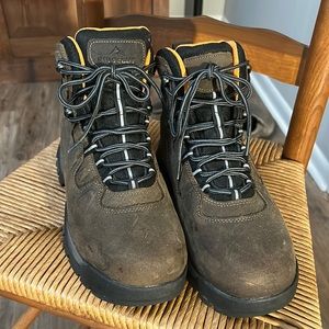 Ridgecut Hightop Work Boots